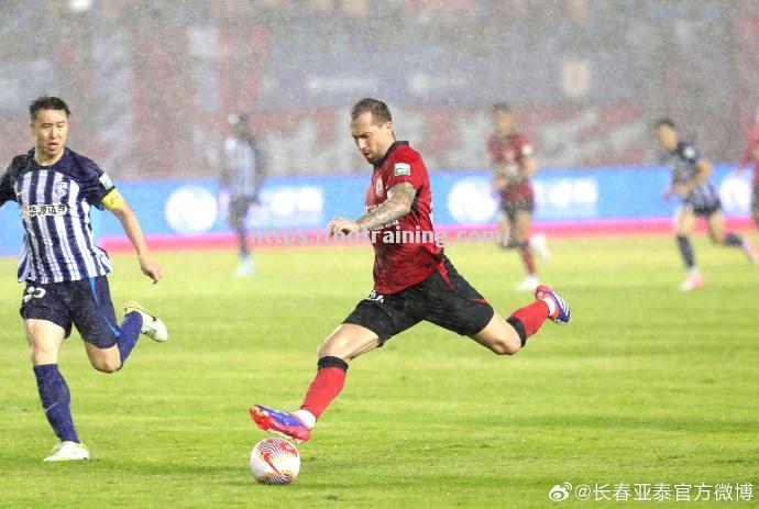长春亚泰客场战胜对手保持不败