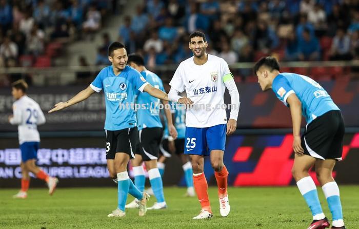 大连人队长受伤，或将缺席接下来比赛