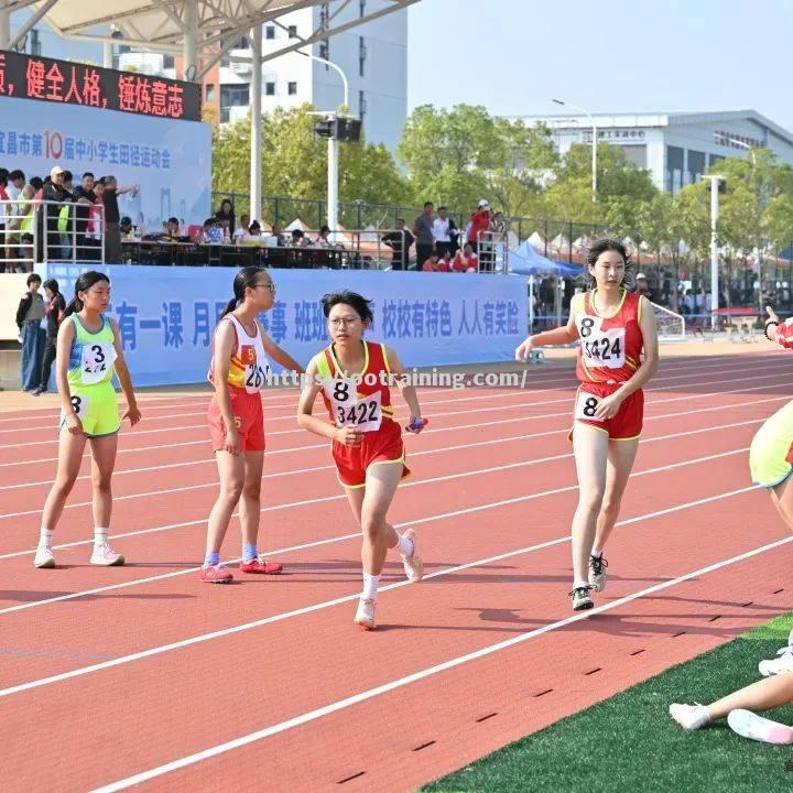 澳大利亚选手斩获田径季军，喜获佳绩