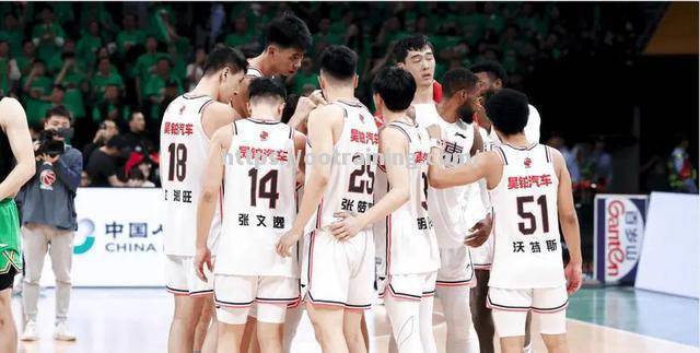 列兹将在主场对阵门兴格拉德巴赫：备受瞩目的对决